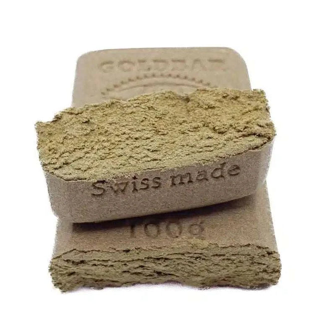 Résine CBD Blueberry Muffins GoldBar 420, un hash premium suisse à la texture moelleuse et aux arômes gourmands de myrtilles. Disponible chez Herbeevor.